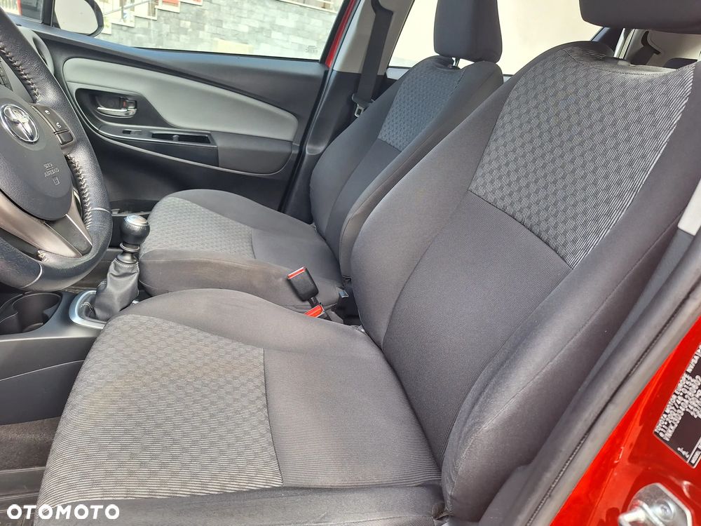 Toyota Yaris 1.33 Active EU6 - 13