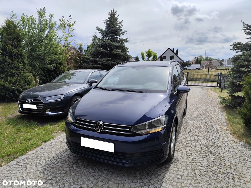 Volkswagen Touran - 4