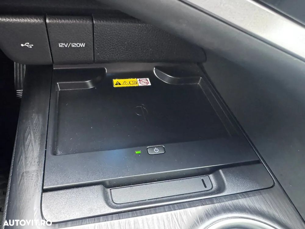 Toyota Camry - 27