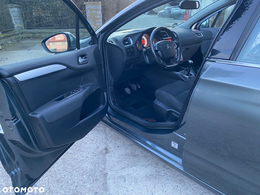 Citroën C4 VTi 95 Selection - 29