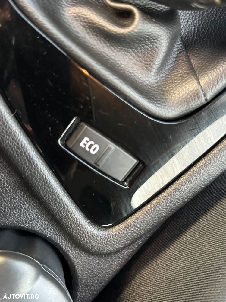 Renault Megane TCE 114 GPF Life - 21