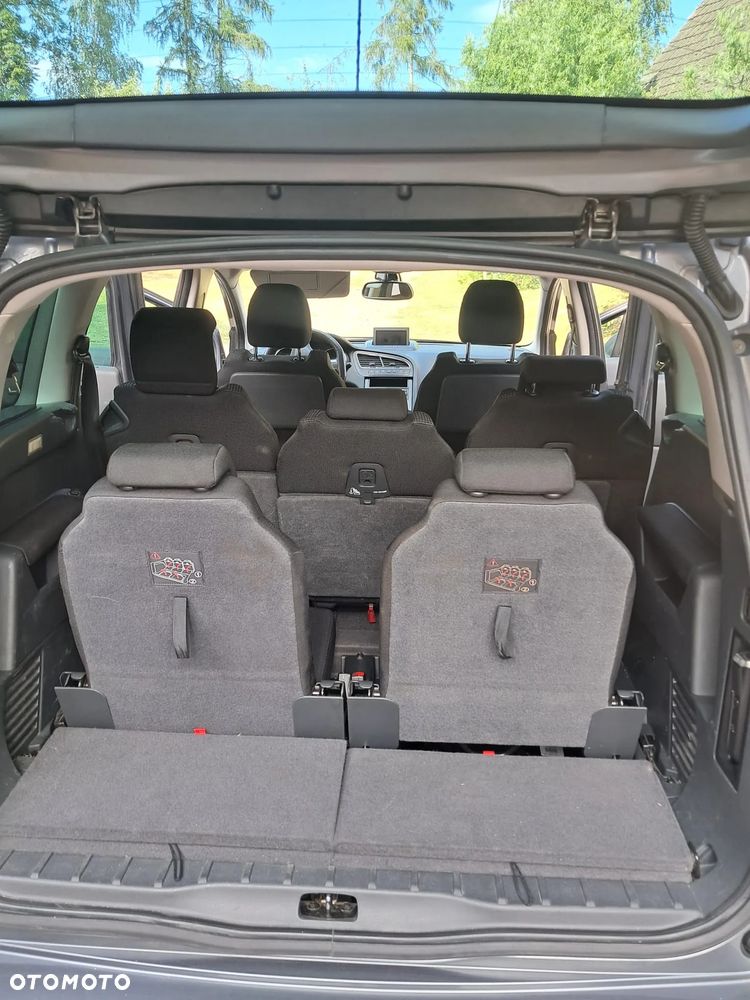 Peugeot 5008 - 14