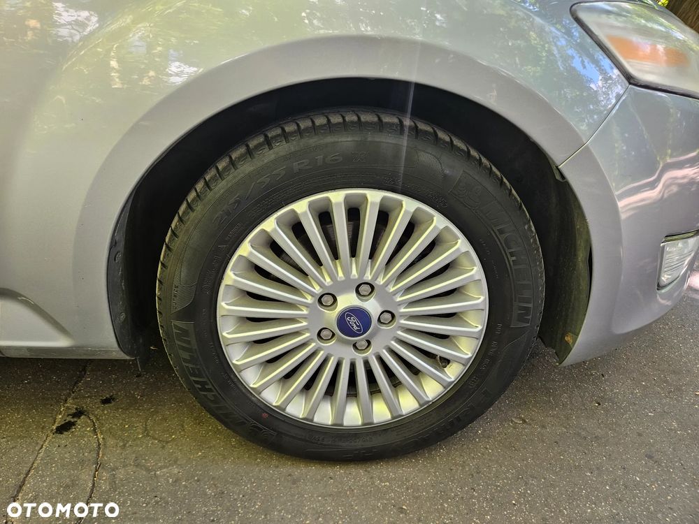 Ford Mondeo 2.0 Titanium - 21