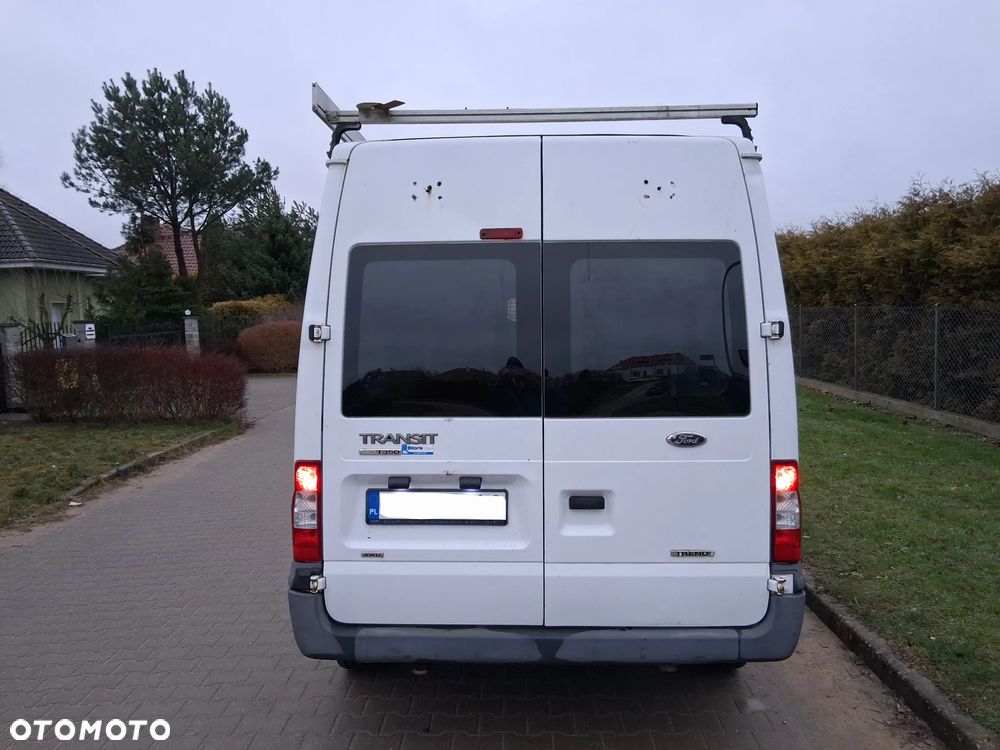 Ford Transit - 13
