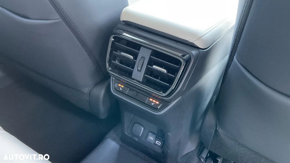 Lexus Seria NX 450h+ AWD CVT PHEV Luxury - 35