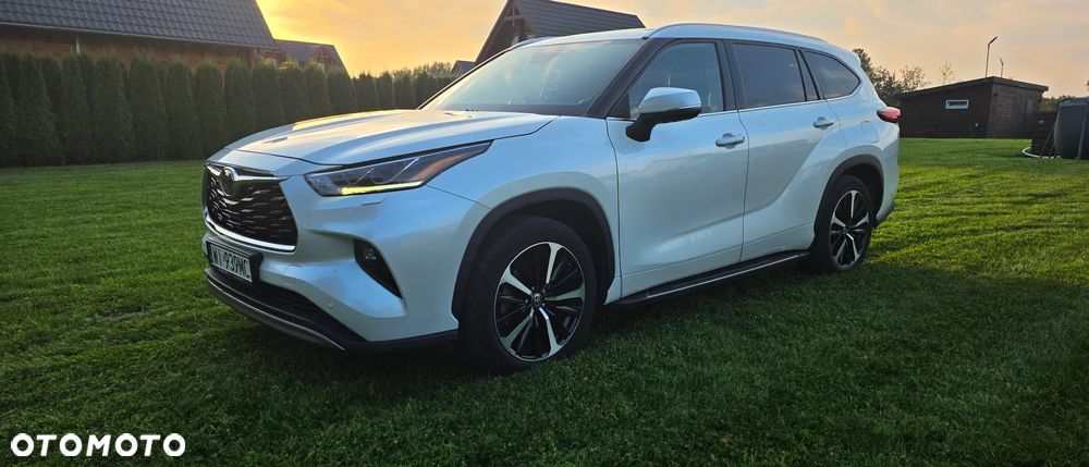 Toyota Highlander 2022 photo 2