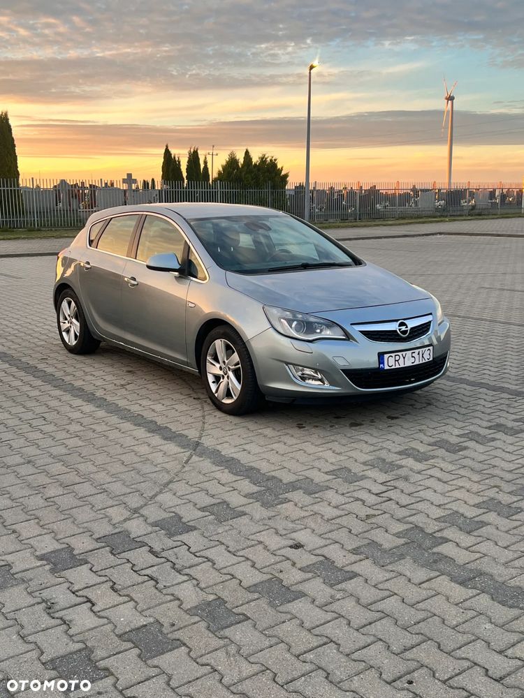 Opel Astra IV 1.6 Sport - 2