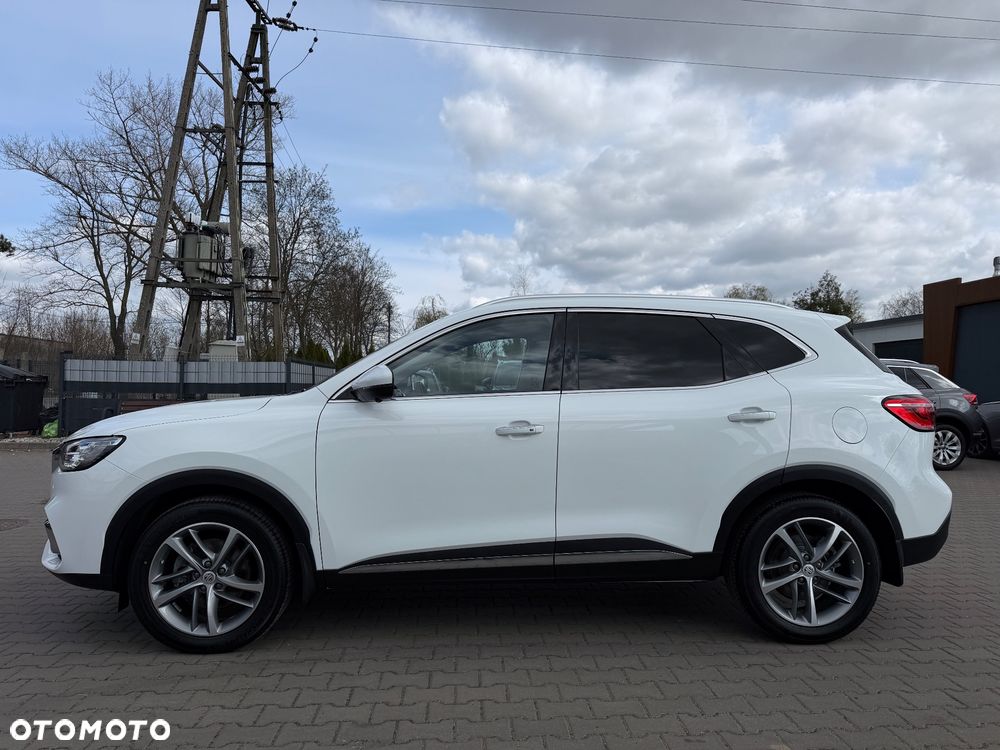 MG EHS Luxury - 10