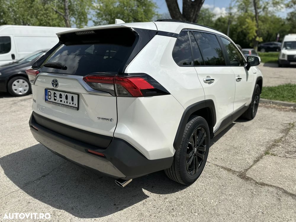 Toyota RAV4 - 5