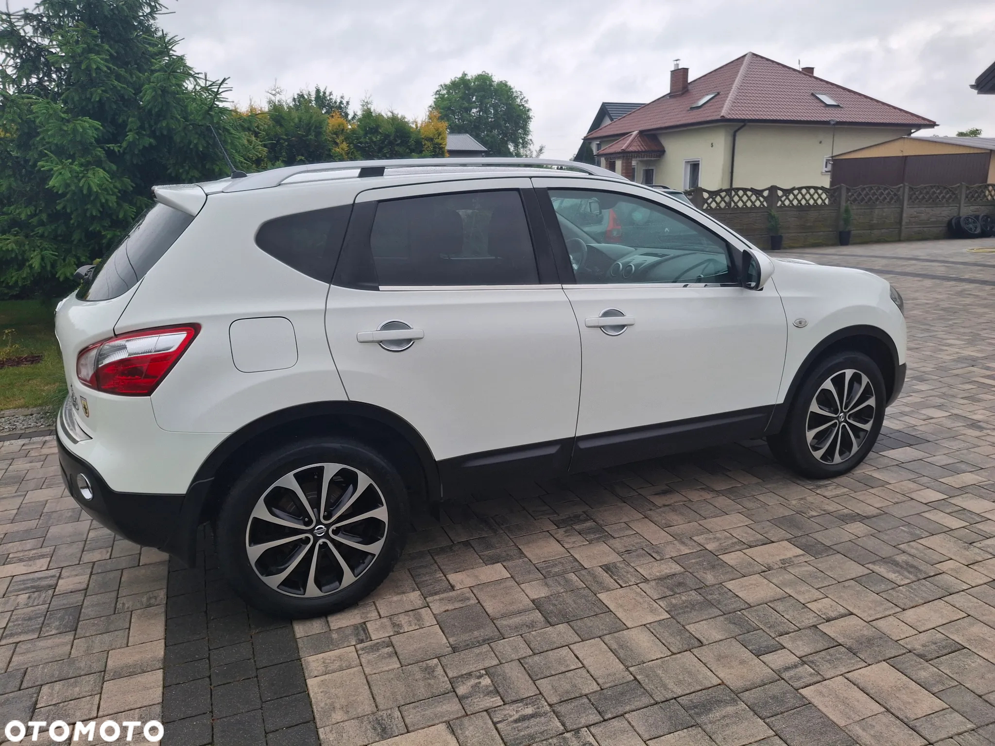 Nissan Qashqai 2.0 360 - 10