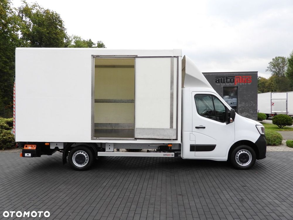 Renault MASTER KONTENER WINDA 8 PALET TEMPOMAT LEDY KLIMATYZACJA  145KM - 9