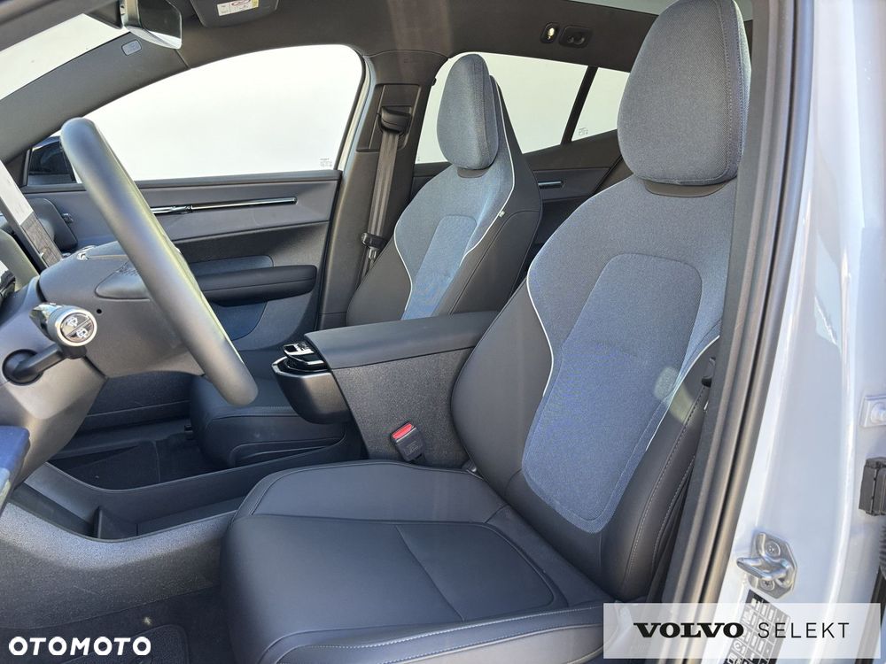 Volvo EX30 - 11