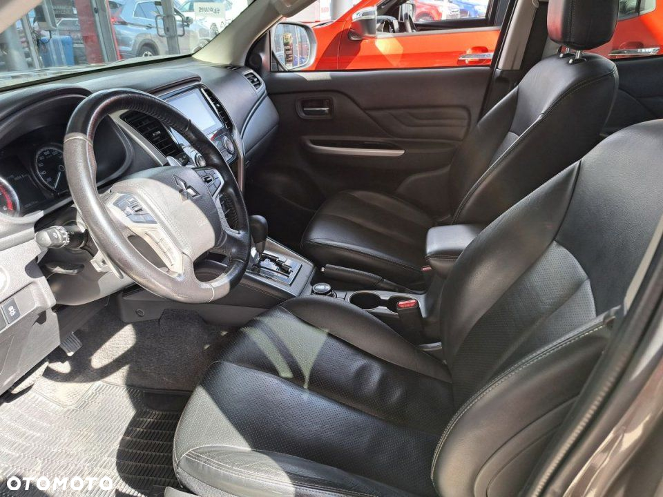 Mitsubishi L200 - 7