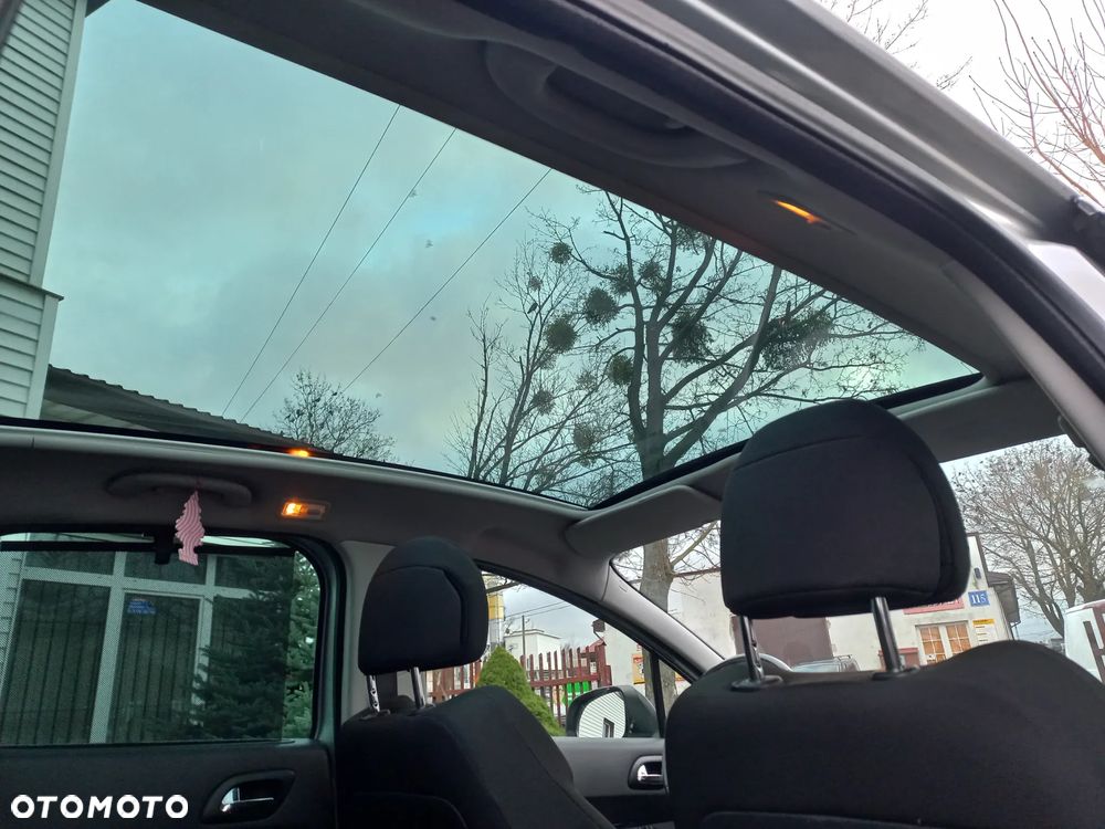 Peugeot 3008 1.6 HDi Premium - 16