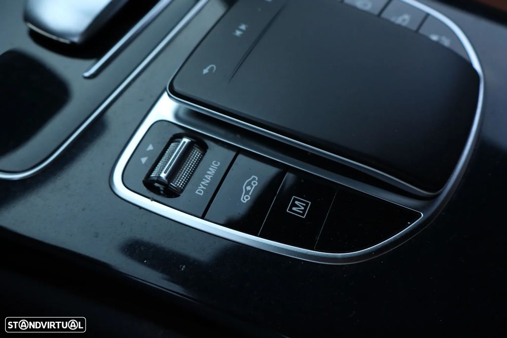 Mercedes-Benz GLC 300 e 4Matic - 23