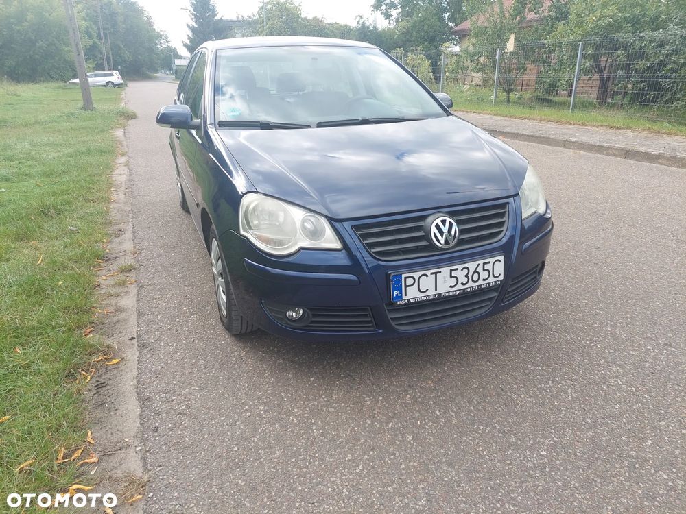 Volkswagen Polo - 2