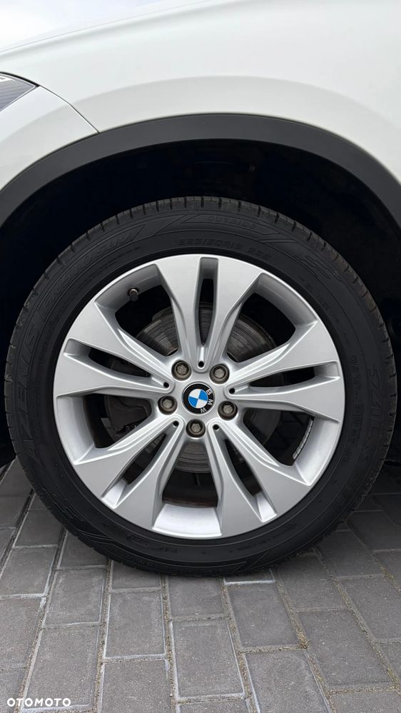 BMW X1 sDrive18i - 12