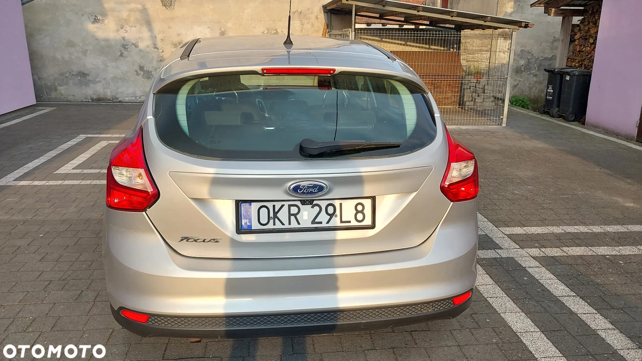 Ford Focus 1.6 Trend - 10