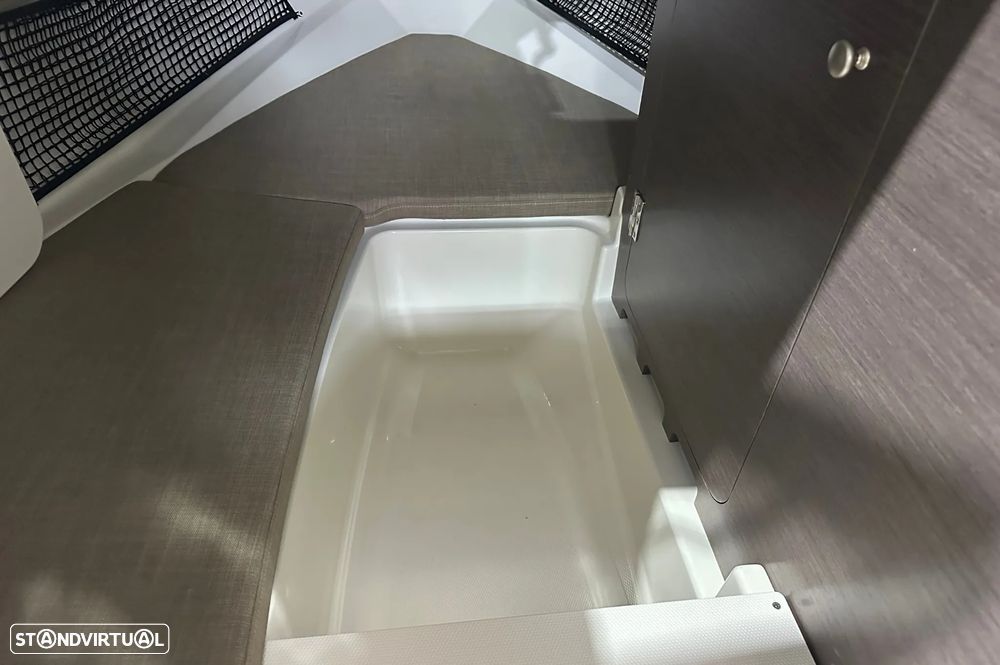 Bayliner VR6 OB Cuddy - 26