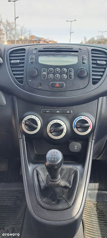 Hyundai i10 1.1 Base - 15