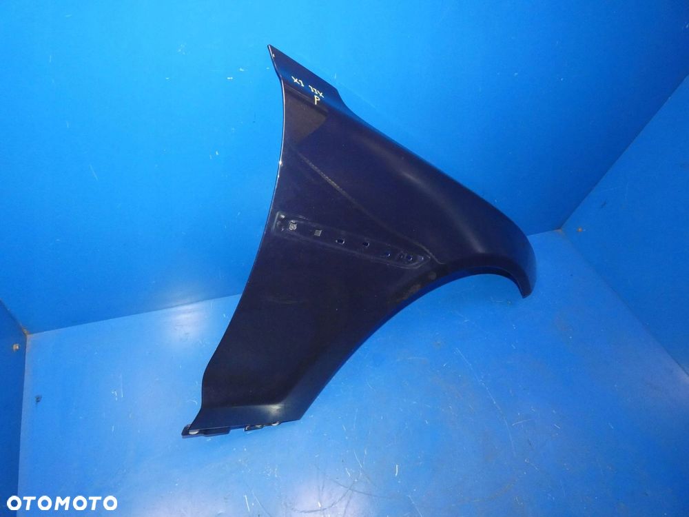 JAGUAR XJ X351 BŁOTNIK PRAWY PRZÓD PRZEDNI KOL: JJX - 1