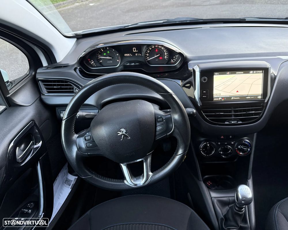 Peugeot 208 1.5 BlueHDi Signature - 34