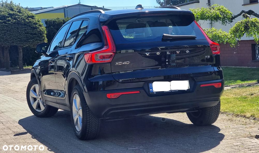 Volvo XC 40 T3 Momentum - 9