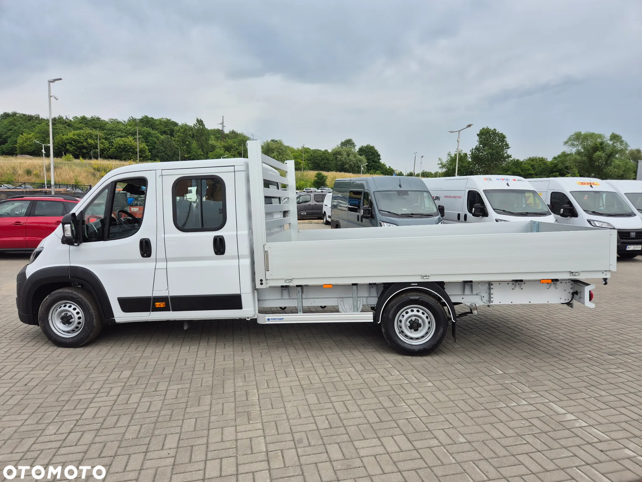 Peugeot Boxer Podwójna Kabina DOKA 7 miejsc L3 2.2 140KM 3.5t Skrzynia 3.6 x 2.1 - 6
