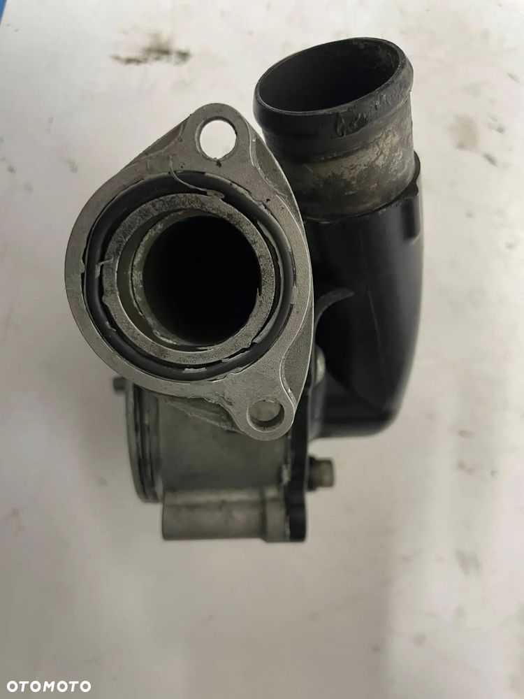 Pompa wody BMW K46/ K47/ K49 - 3