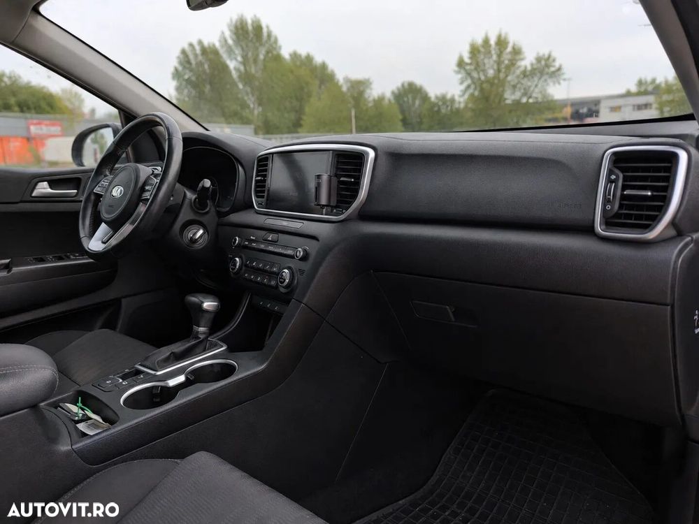 Kia Sportage 1.6 DSL 7DCT HP 4x2 Style - 9