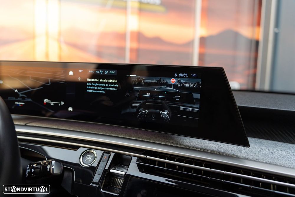 Peugeot 3008 1.2 Hybrid Allure e-DCS6 - 14