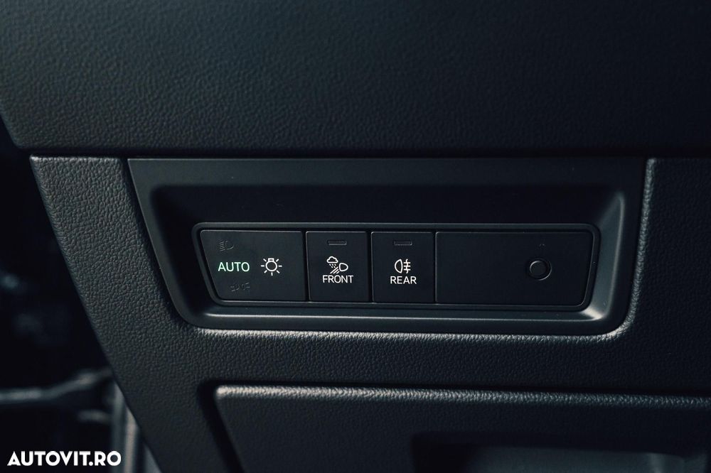 Volkswagen Touareg - 17