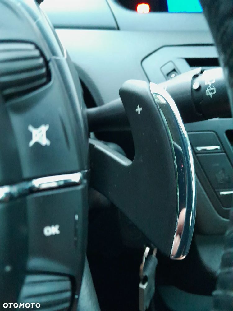 Citroën C4 Picasso THP 150 EGS6 Exclusive - 23