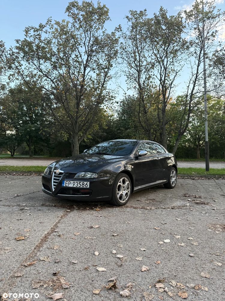 Alfa Romeo GT 1.9JTD 16V Distinctive - 1