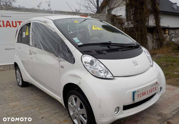 Peugeot iOn