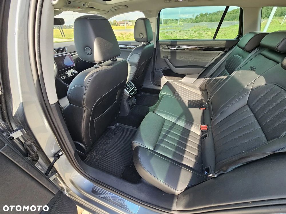 Skoda Superb Combi 2.0 TDI L&K - 8