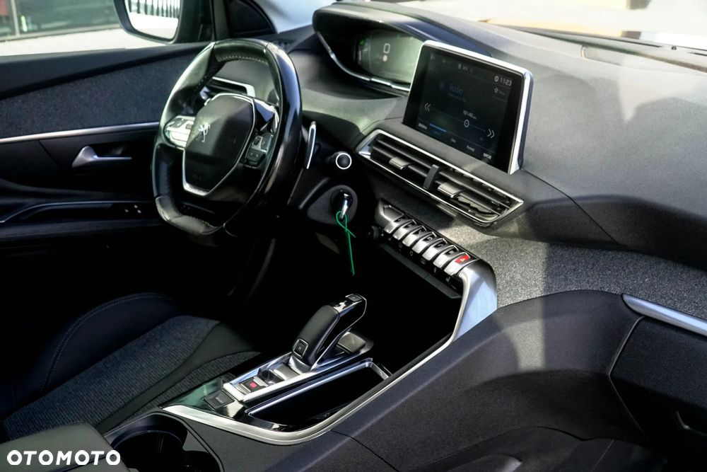 Peugeot 3008 BlueHDi 130 Stop & Start EAT8 Active - 27