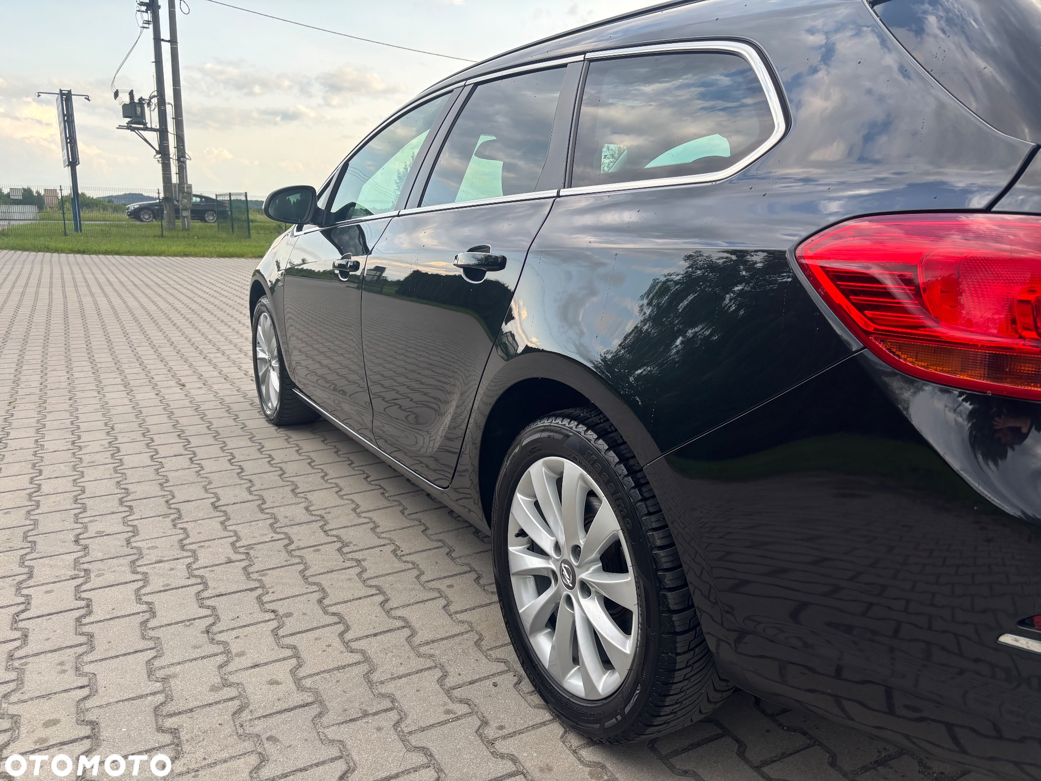 Opel Astra 1.7 CDTI DPF Active - 10