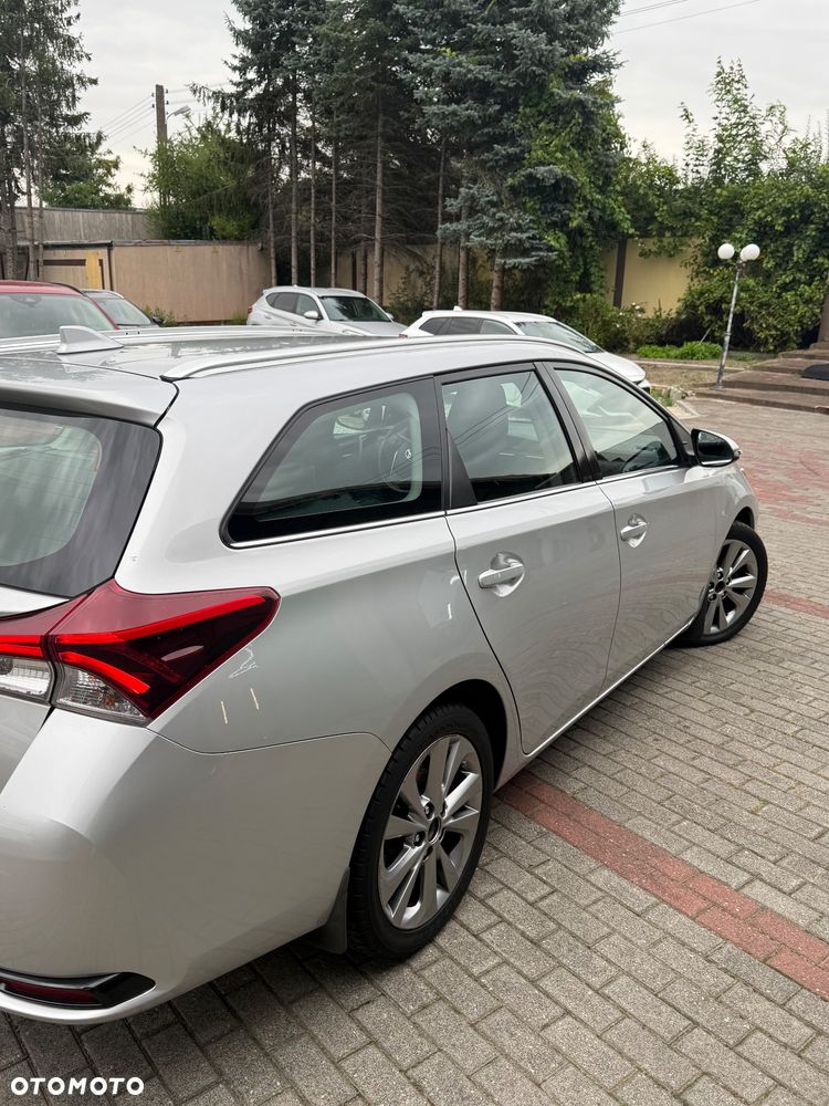 Toyota Auris 1.6 D-4D Comfort - 6