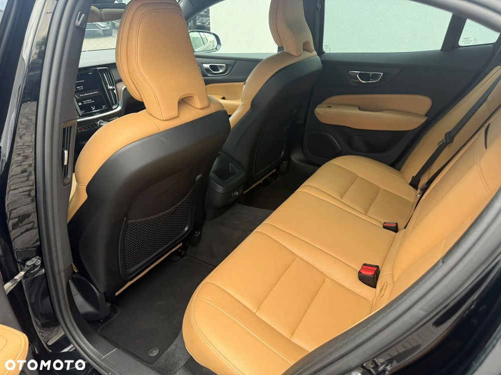 Volvo S60 - 21