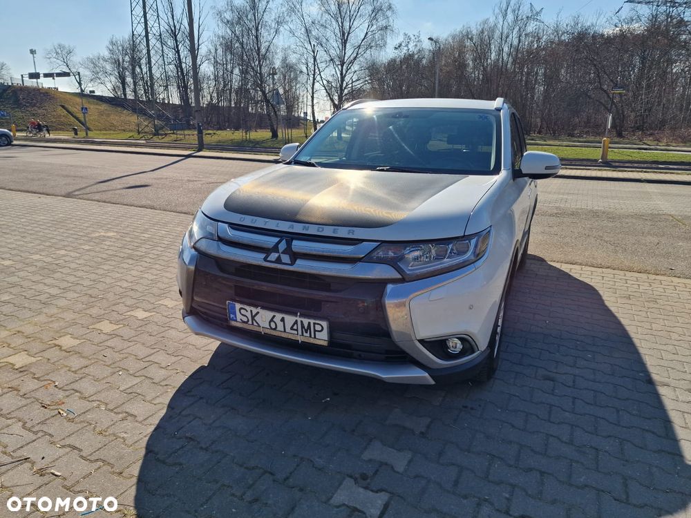 Mitsubishi Outlander 2.0 Intense + Navi 4WD CVT - 2