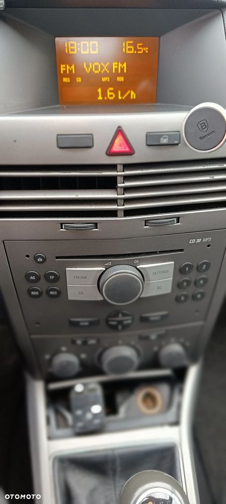 Opel Astra III 1.6 Cosmo - 10