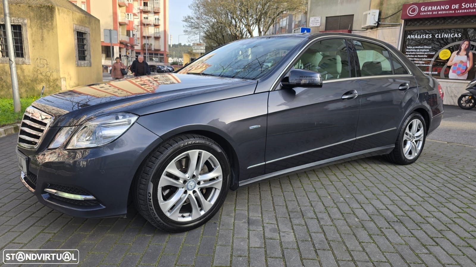 Mercedes-Benz E 250 CDi Avantgarde BlueEfficiency Auto. - 1