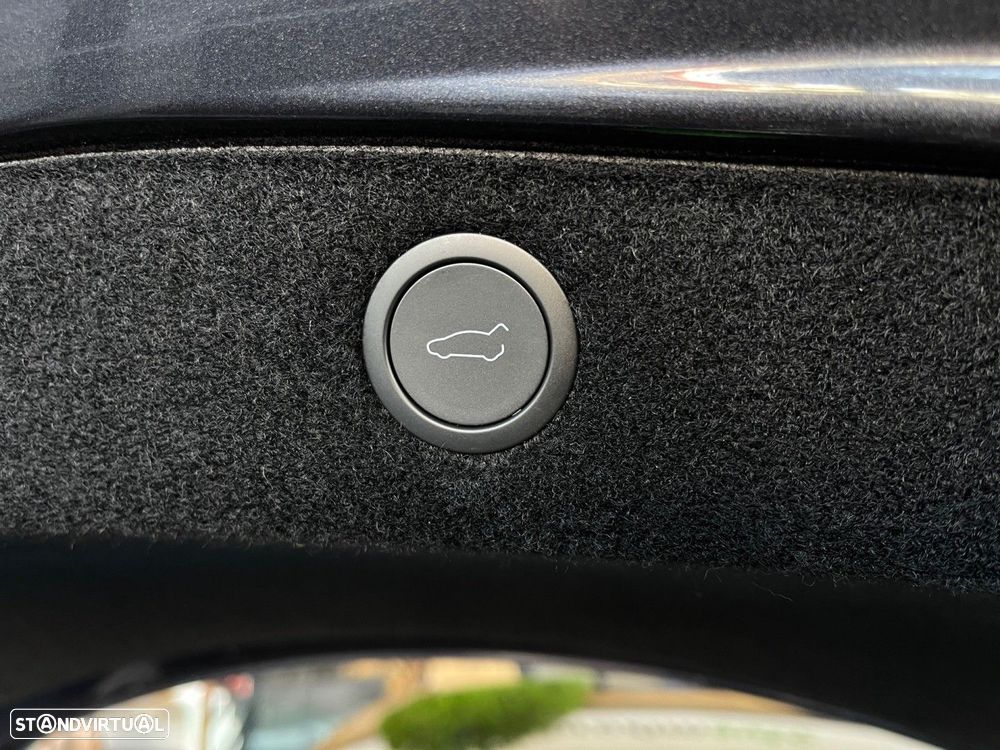 Tesla Model 3 Tração Traseira Standard - 10