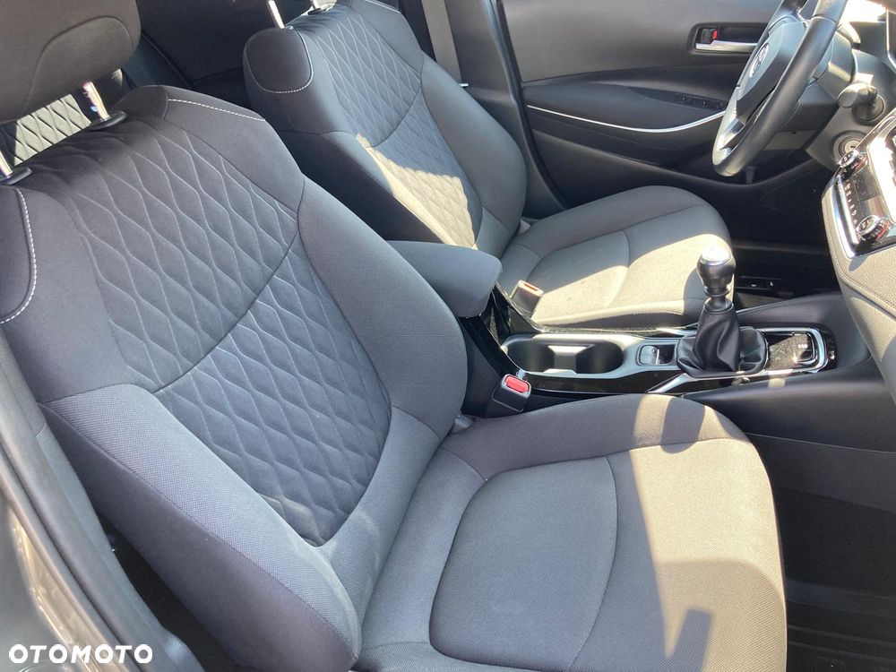 Toyota Corolla 1.5 Comfort - 16