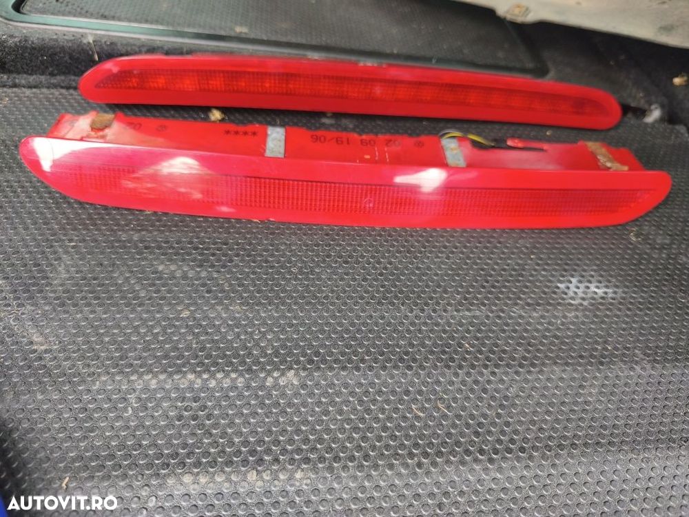Stop suplimentar frână Volkswagen Passat B6 break variant 1K6945097A / B - 2