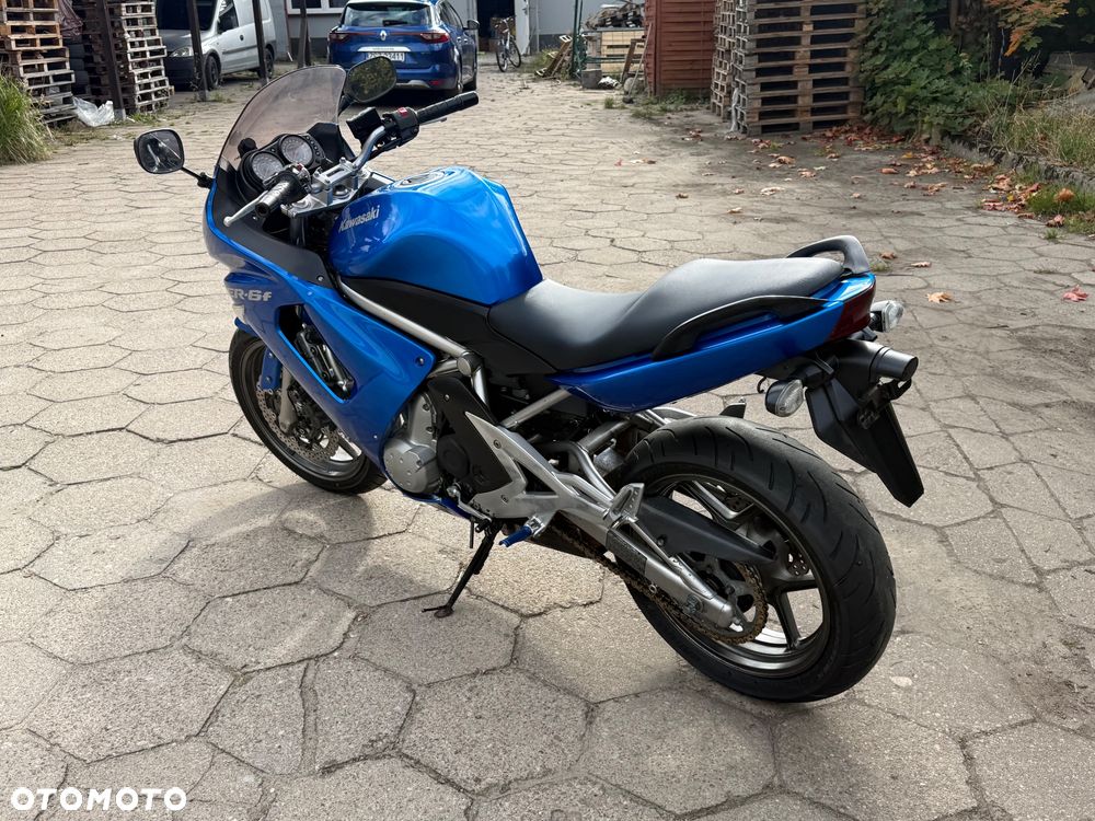 Kawasaki ER - 23
