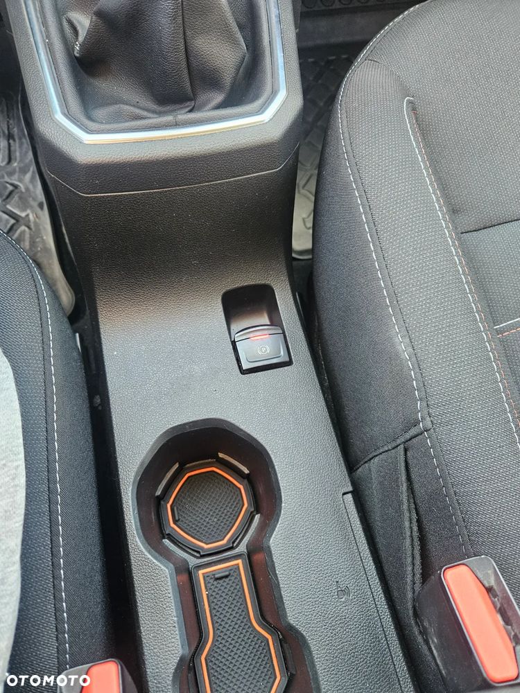 Dacia Jogger 1.0 TCe SL Extreme 7os - 10