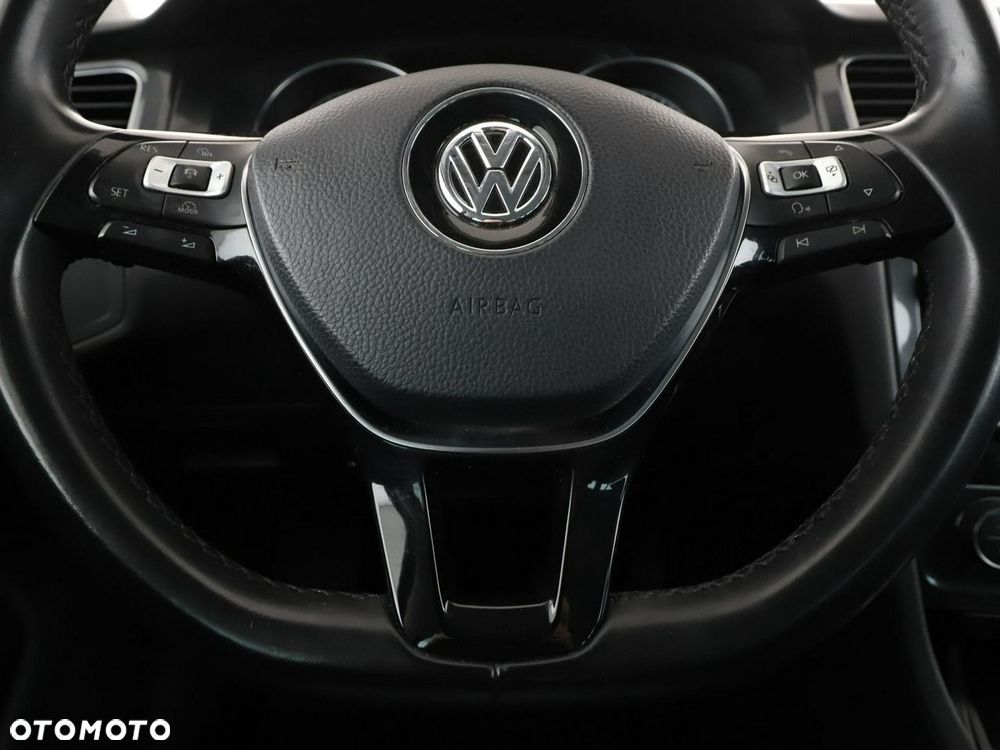 Volkswagen Golf 2.0 TDI (BlueMotion Technology) Comfortline - 22