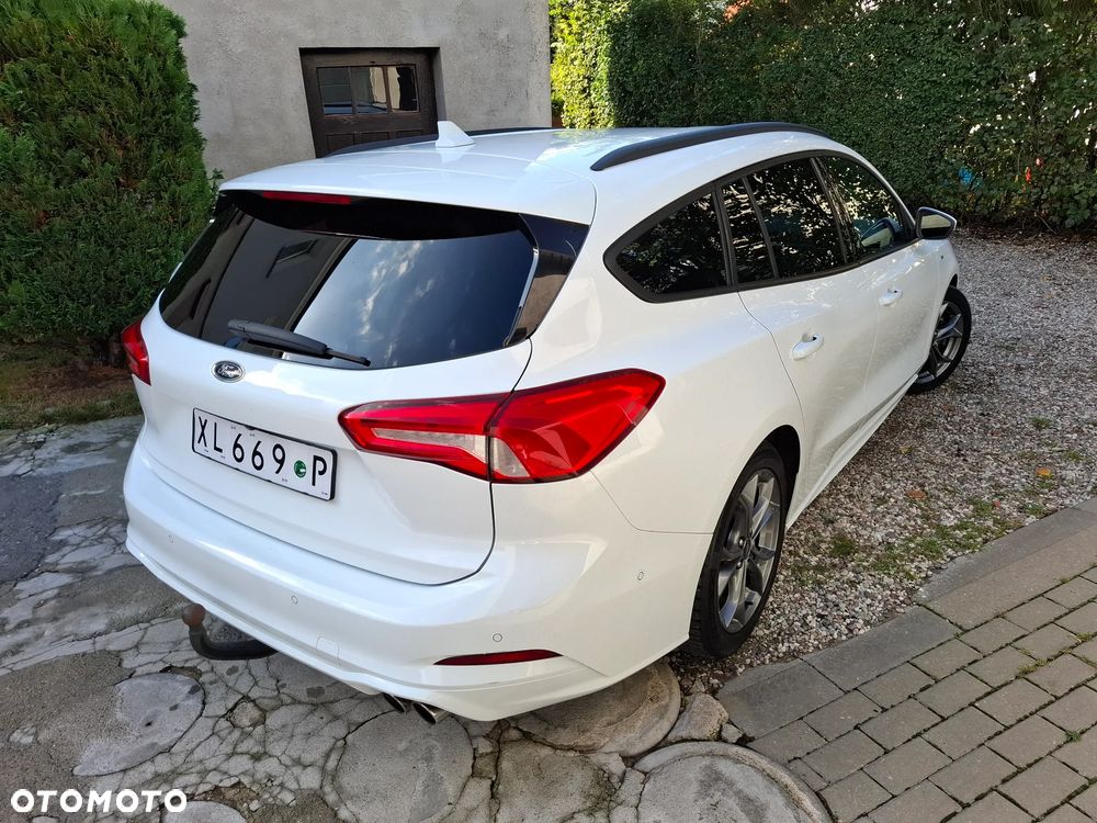 Ford Focus 2.0 EcoBlue STart-Stopp-System ST-LINE - 31